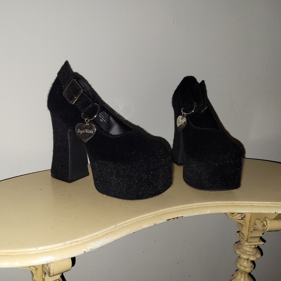 Dolls Kill Sugar Thrillz Feline Good Fuzzy Black Platform Heels Goth Fetish 8 - Picture 8 of 10